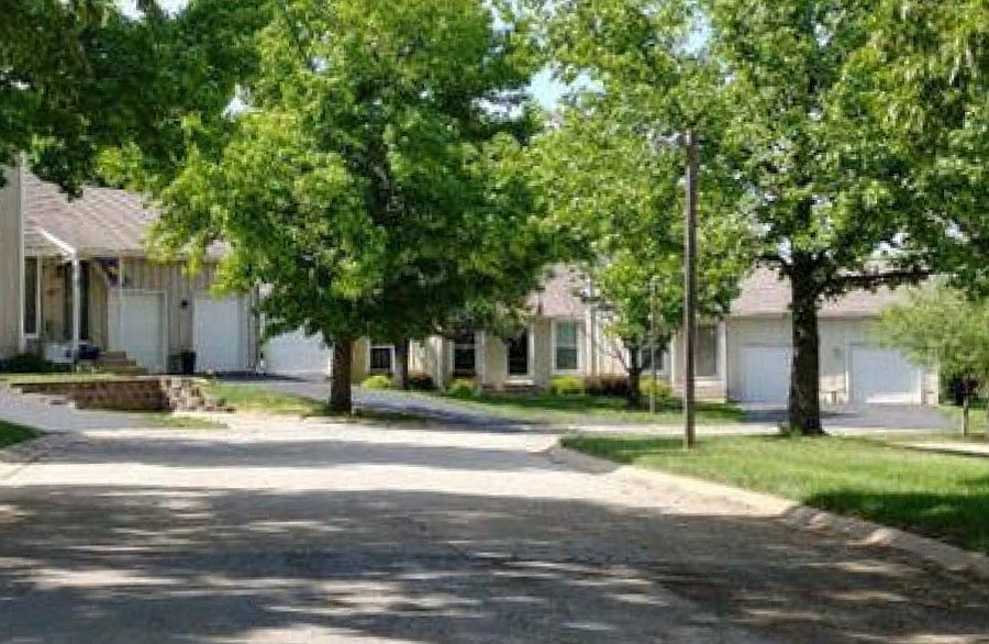 2nd image of 12334 W 107th Ter
