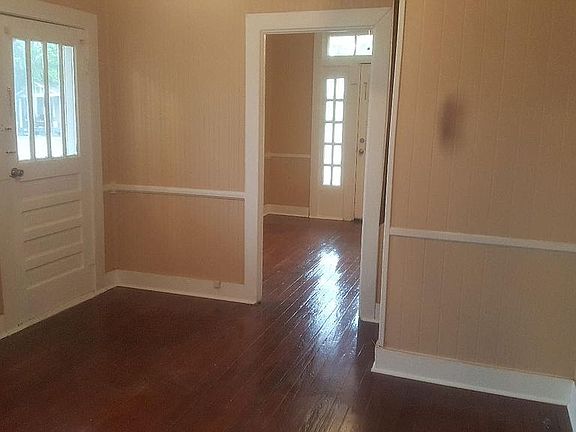2nd image of 309 Terrebonne St