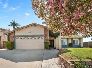 2883 Overland Ct, Highland, CA 92346