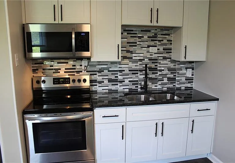 504 North Ave #3 — Photo 1