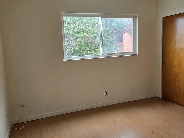 6315 Telegraph Ave #6 — Photo 7