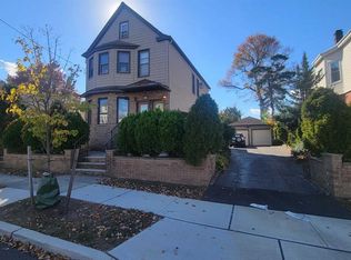 19 Yahara Ave, Rutherford, NJ 07070