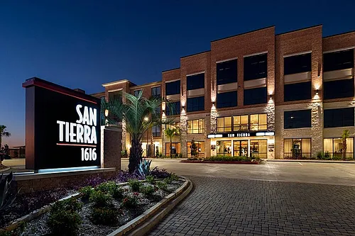 San Tierra Photo 1