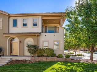 10120 Bluffmont Ln, Lone Tree, CO 80124