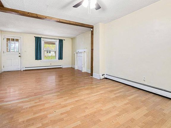 4th image of 46 S Park Ave