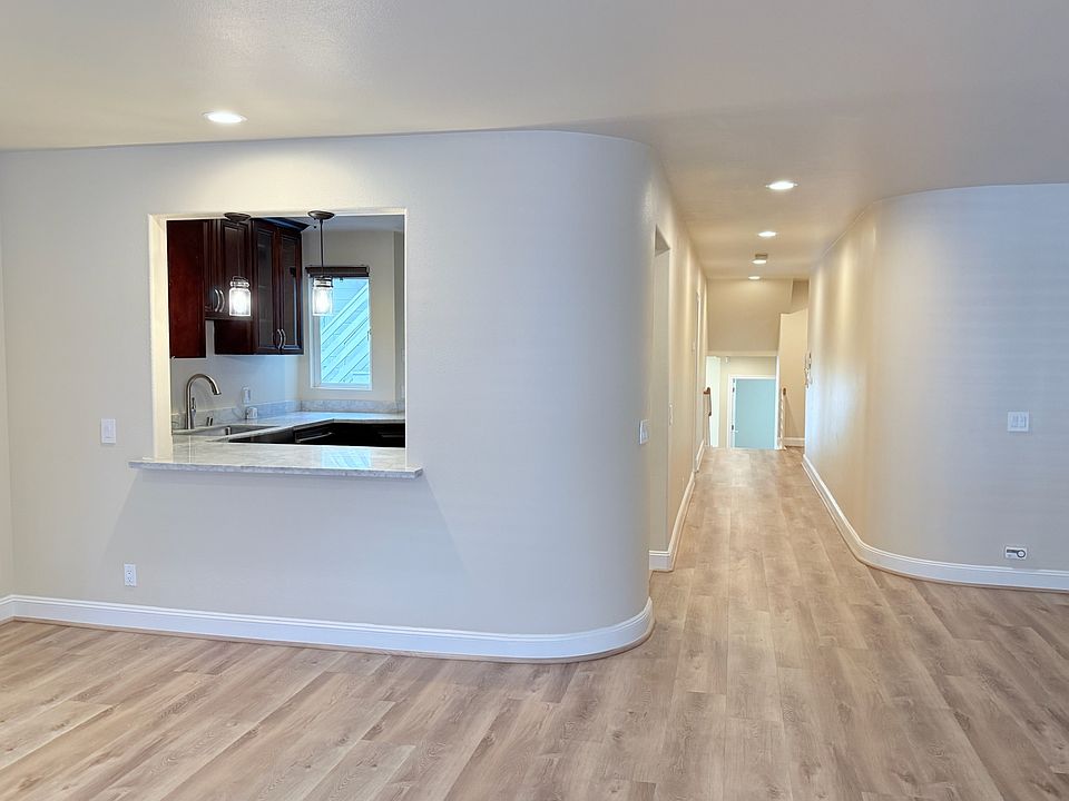 1st image of 1579-1581 8th Ave