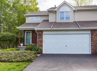 97 Westwood Rd, Lancaster, NY 14086