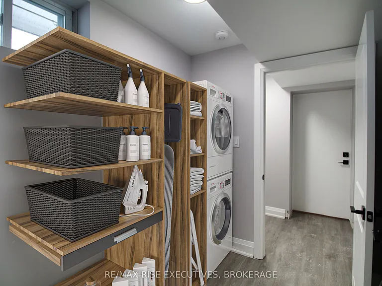 130 Weller Ave #2 — Photo 10