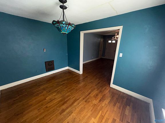 5th image of 1511 10th Ave SE