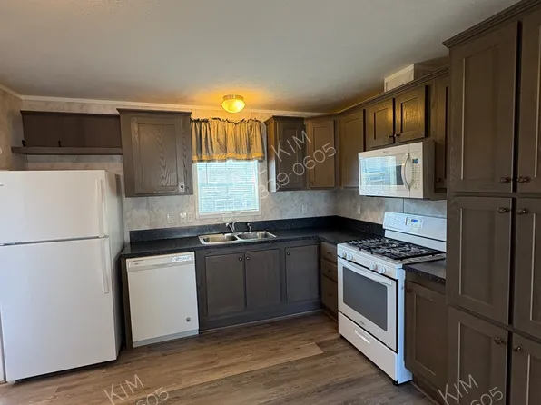 2 New Bridge Rd, Salem, NJ