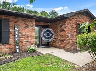 22 Sir Lawrence Dr, Shiloh, IL 62221