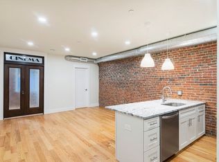 139 Border St #2D, Boston, MA 02128