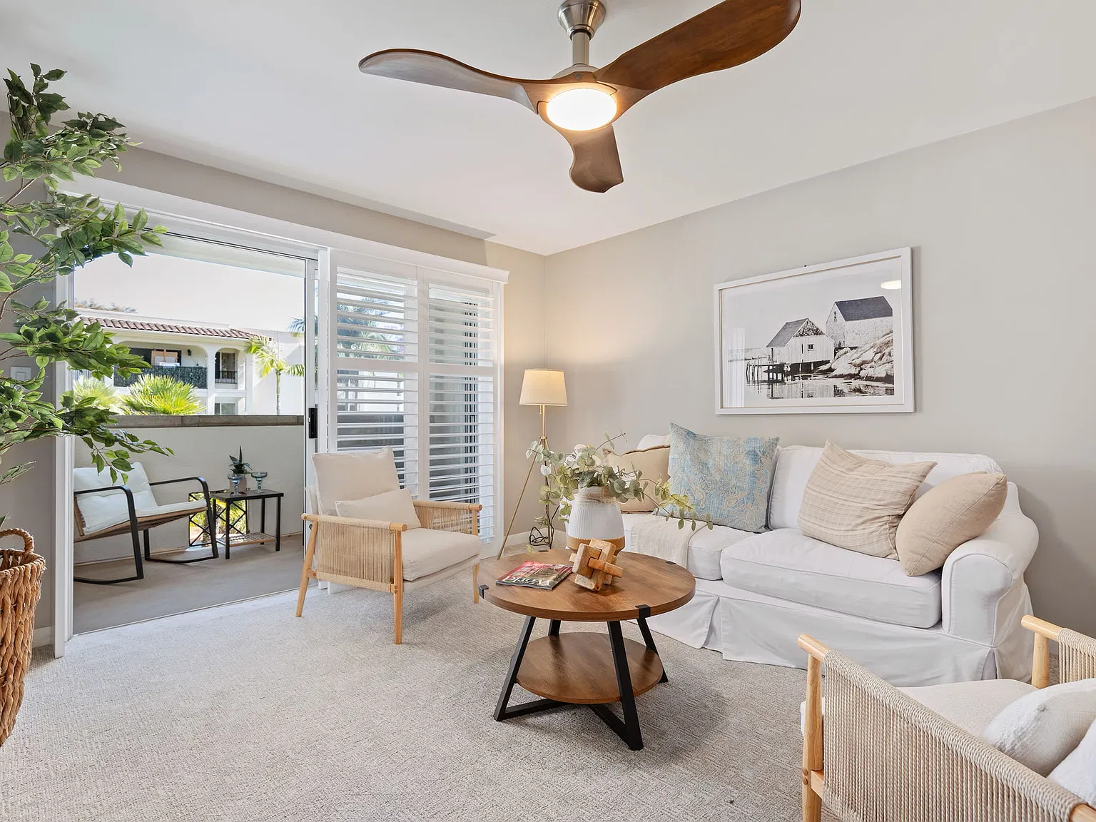 1 bed, 700 sqft, $3,850 — Photo 3