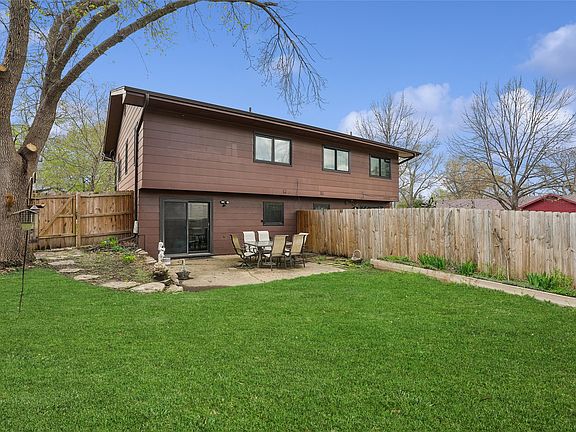 5th image of 4557 50th St