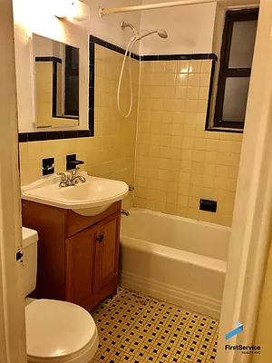 Rented by FirstService Realty (legacy) | media 33