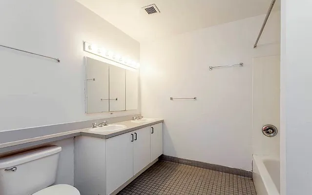 Rented by Torkian Group, LLC | media 6