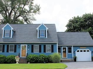 6 Caledonia Ave, Dracut, MA 01826