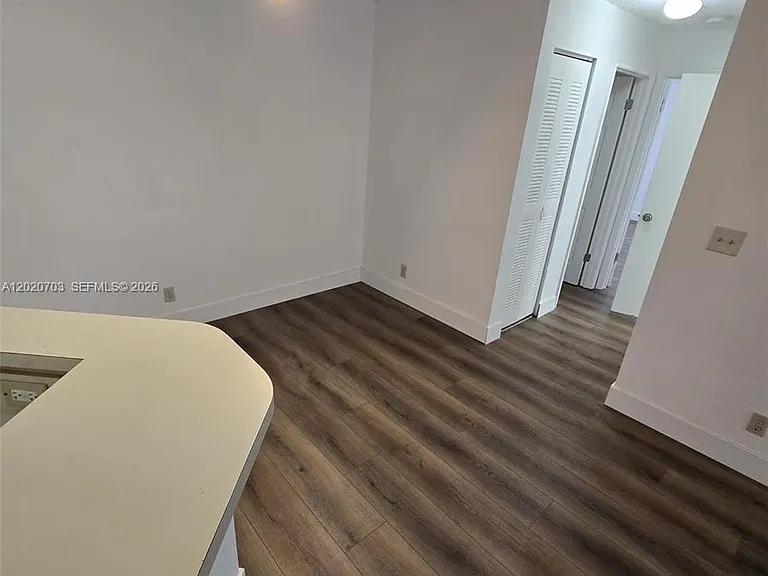 3340 Pinewalk Dr N #1518 — Photo 6