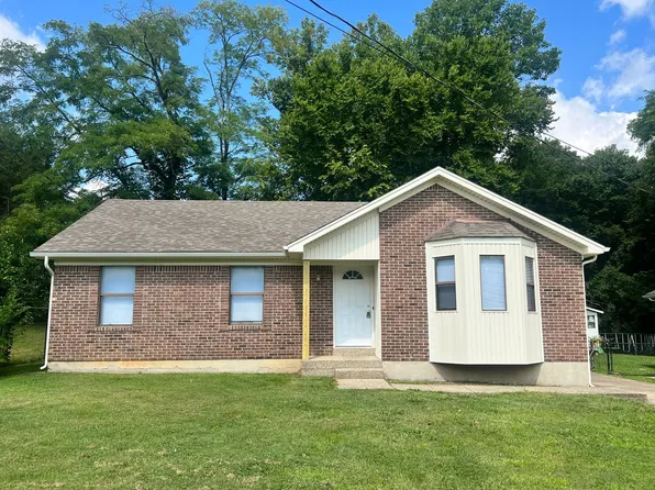 8514 Roseborough Rd, Louisville, KY 40228