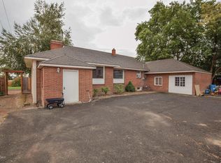 9906 Tieton Dr, Yakima, WA 98908