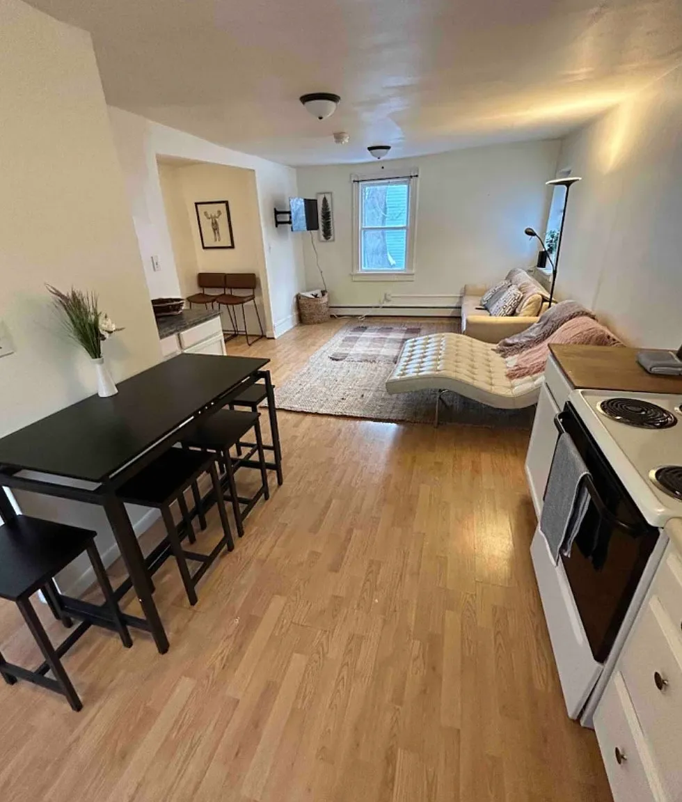 1 bed, 1000 sqft, $1,700 — Photo 1