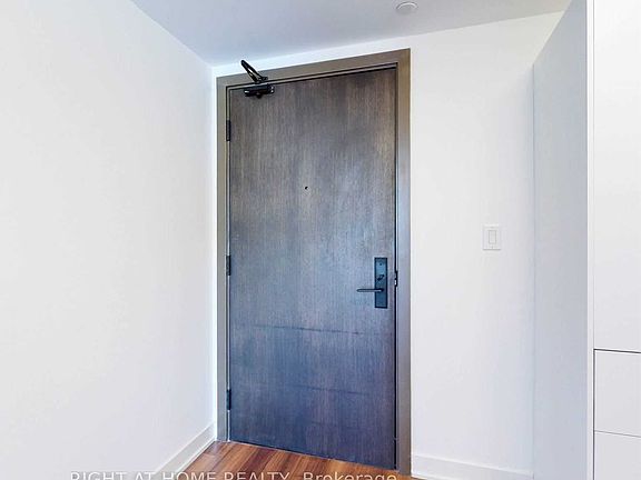 4th image of 2799 Kingston Rd #217