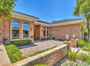 8 Anthem Pointe Ct, Henderson, NV 89052