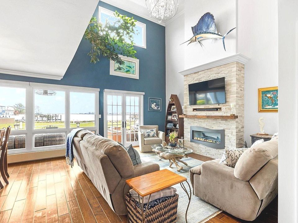 1st image of 100 Baker Court #116