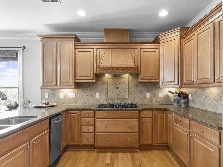 1313 Legendary Ln — Photo 12