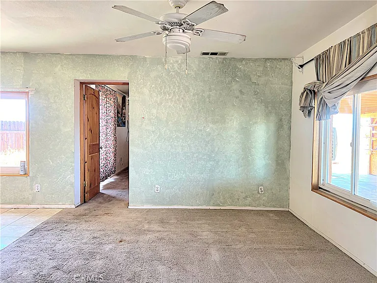 17601 Sycamore Ln — Photo 11