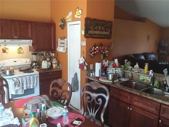 5th image of 307 Mariana Way