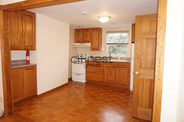 Rented by Citi Nest Group LLC | media 14