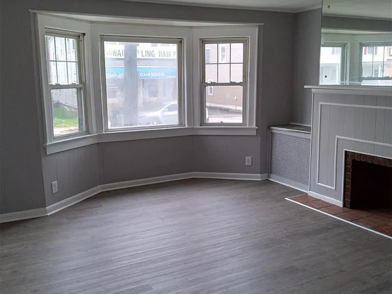 81 Mountainview Blvd #A — Photo 3