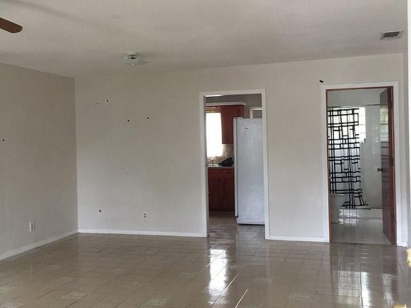 2nd image of 428 N Bernal Dr