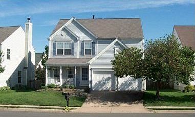 1st image of 706 Longfellow Dr NE