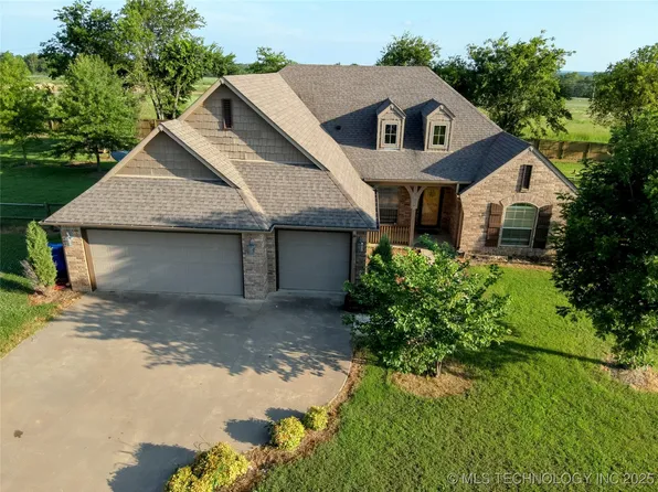 6178 Fulham St, Claremore, OK 74019