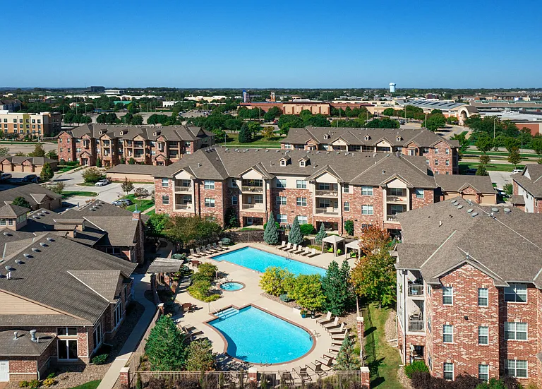 Broadmoor at Jordan Creek — Photo 20