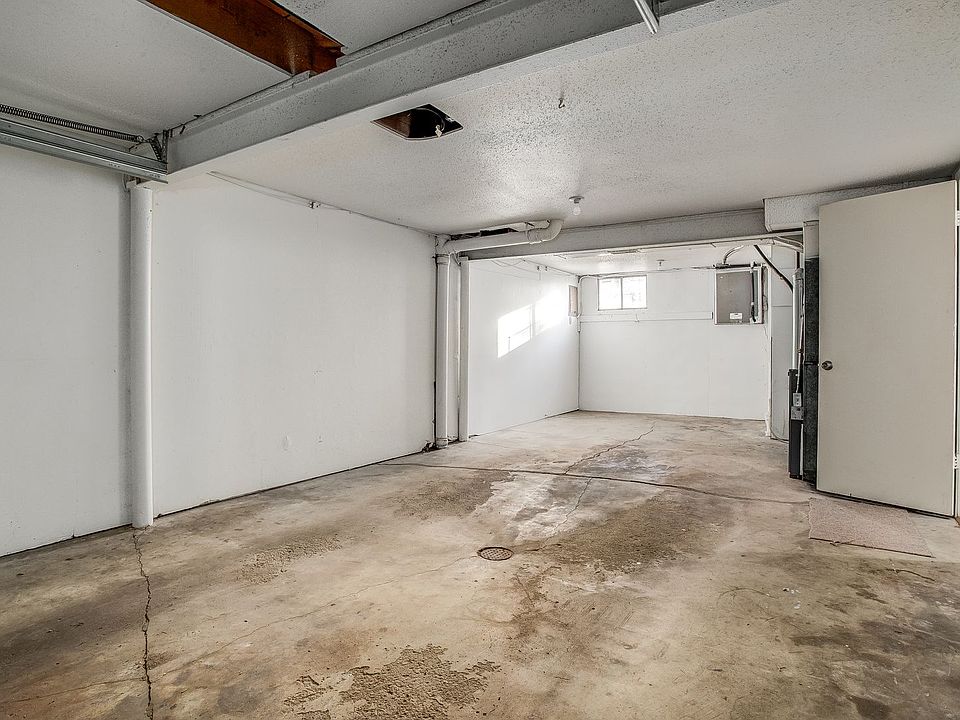 1st image of 605-607 NE Lynn St #605-B