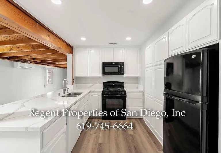 959 Granger St — Photo 4
