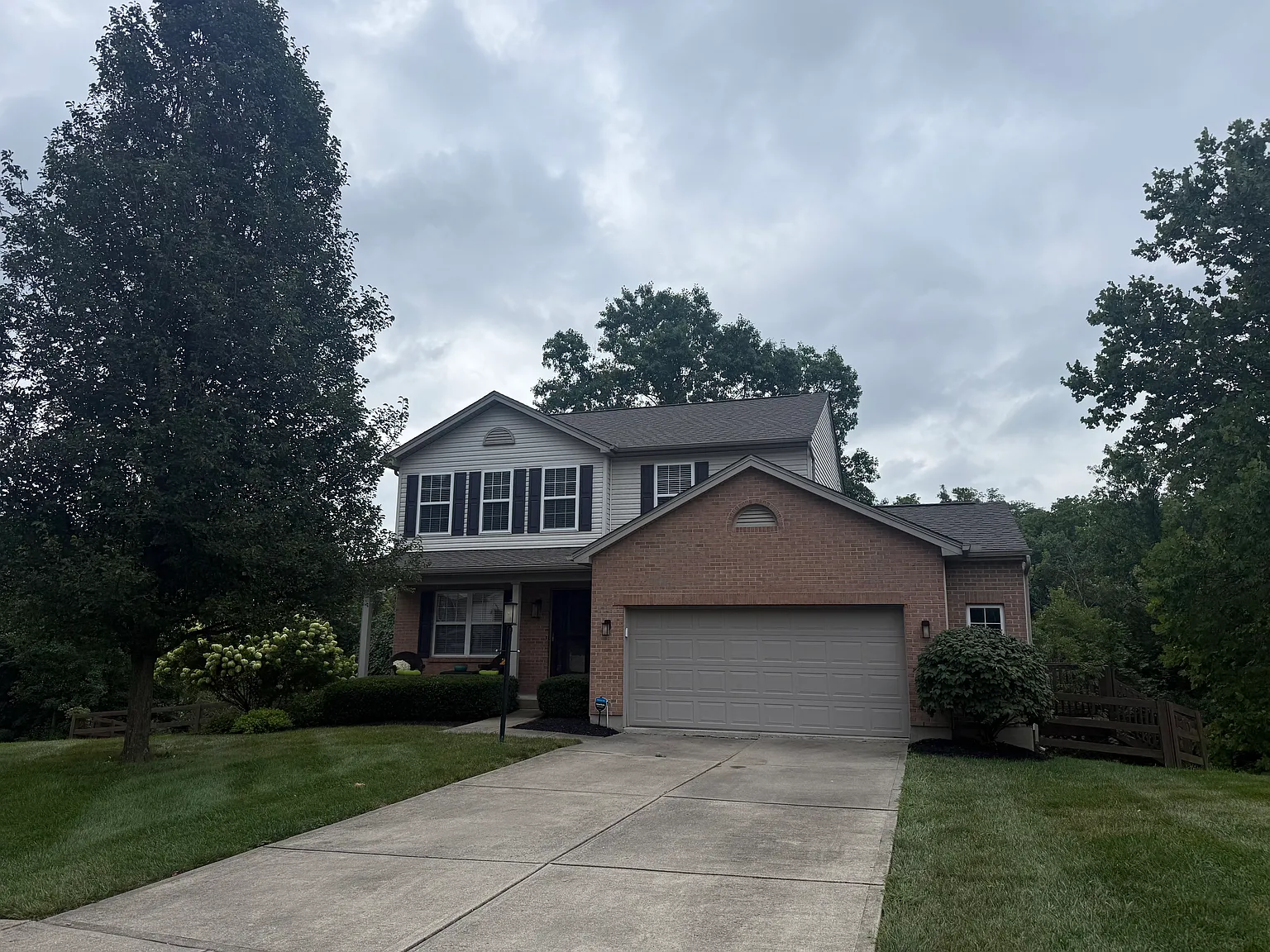 3 bed, 2.5 bath, 1567 sqft, $2,400 — Photo 1