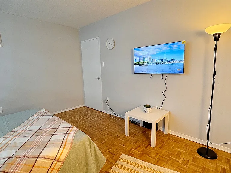 177 Redpath Ave #1202A — Photo 5