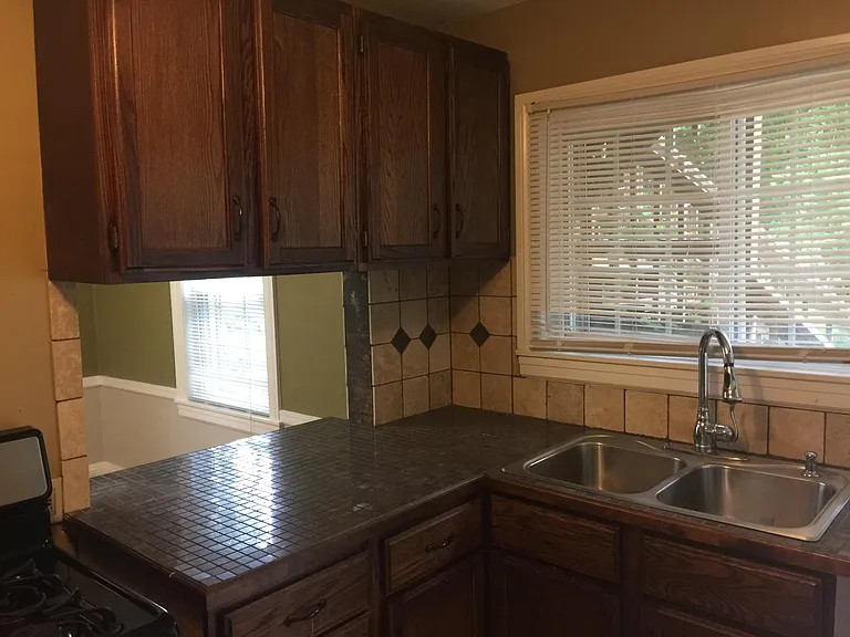 2229 Tyler Ln #1 — Photo 15