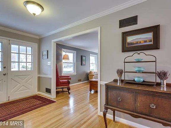 3rd image of 8125 Dunsinane Ct