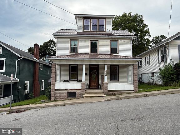 2nd image of 805 5th St