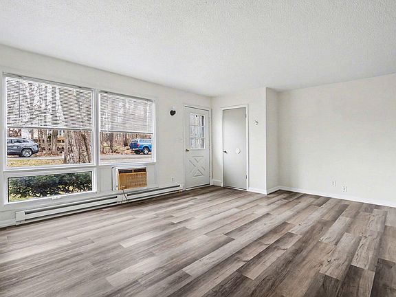 3rd image of 7896 Central Ave