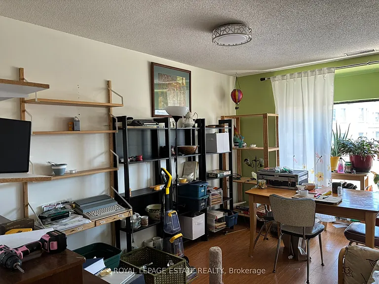 20 Jane St #A — Photo 9