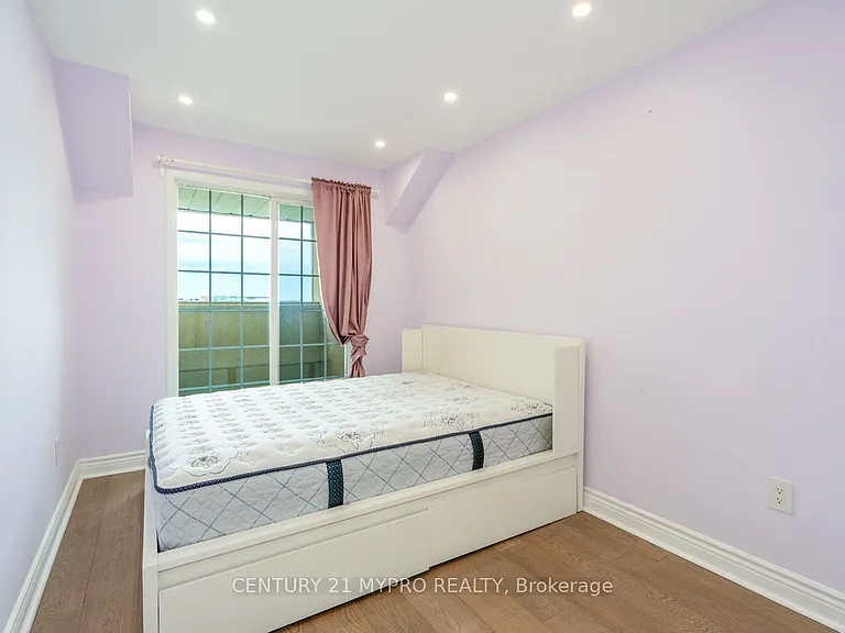 98 Cornell Park Ave #B202 — Photo 34