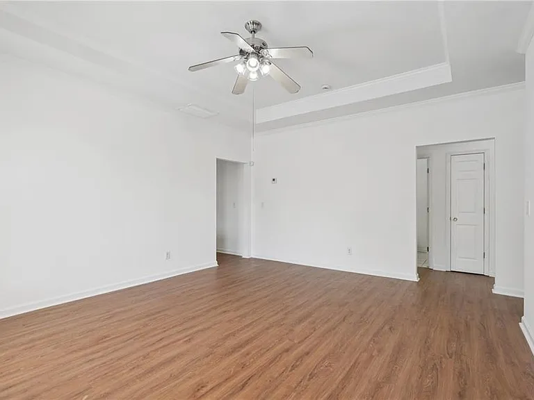 2596 Bates St SE — Photo 8