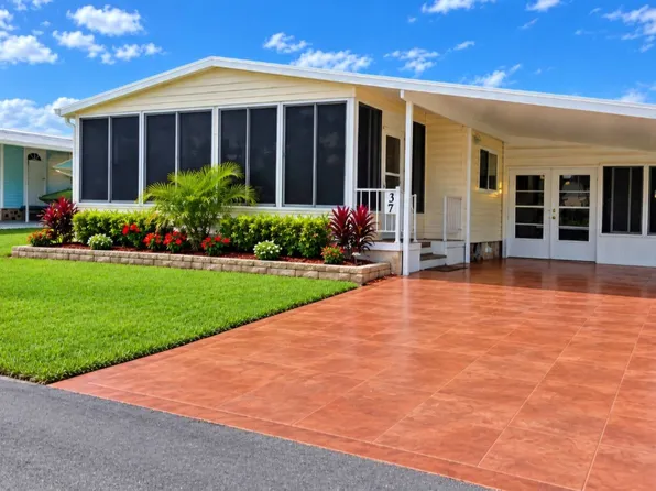37 Granada Way, Ellenton, FL 34222