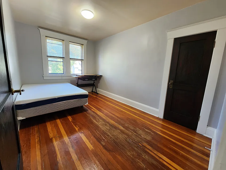343 Randolph Ave #1-2